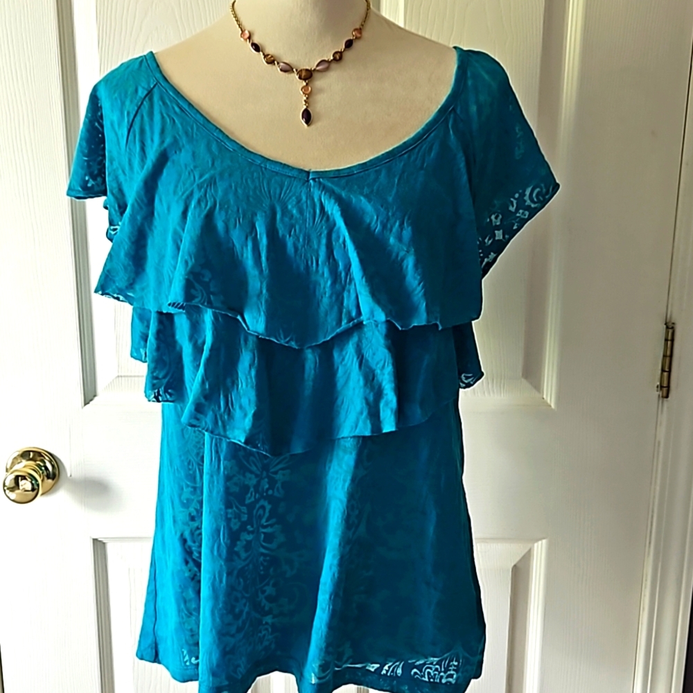 Flirty Burnout top